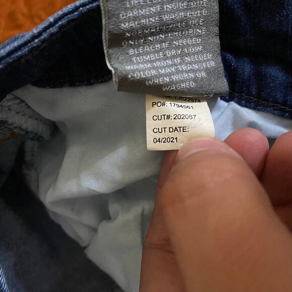 Torrid Boyfriend Straight Denim Jeans Vintage Stretch Mid-Rise Sz 24 NWT - Picture 9 of 10